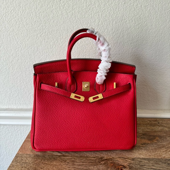 Red Pebble Leather 25 Doctor's Satchel Bag w/ Lock Key Gold HW B13 - Picture 10 of 12